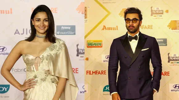 Actor Alia Bhatt poses for photos during the 69th Filmfare Awards, in Gandhinagar