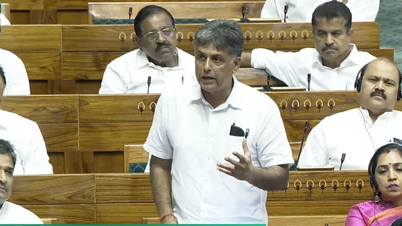 Congress MP Manish Tewari raising the issue of the Bangladesh situation during the Zero Hour in the Lok Sabha