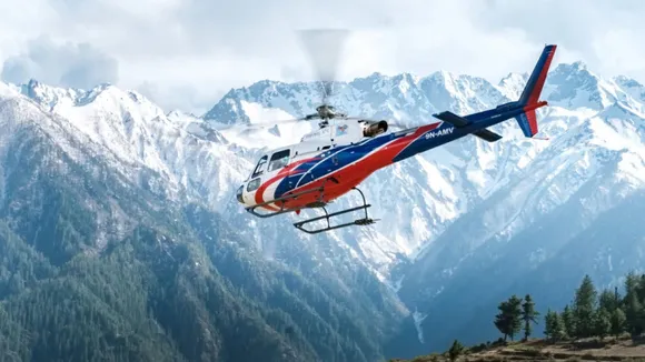 manang air helicopter.jpg