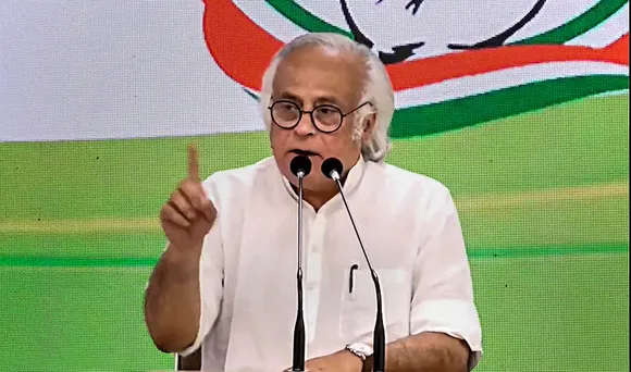 Jairam Ramesh addressing media Congress