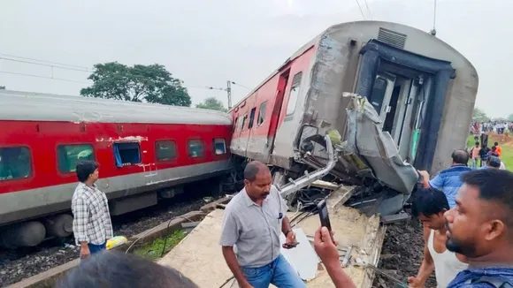 Rescue and relief work underway after the Mumbai-Howrah Mail derailed near Badabamboo in Seraikela-Kharsawan district of Jharkhand, early Tuesday, July 30, 2024.