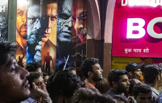 Jawan Fans Theatre.jpg