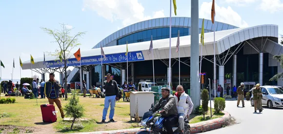 Srinagar airport.jpg