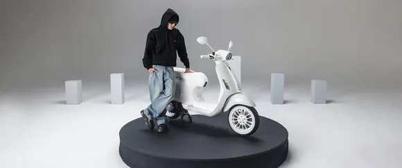 Piaggio Vehicles' JUSTIN BIEBER X VESPA.jpg