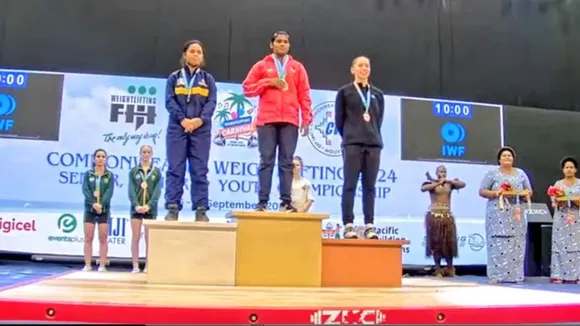 Odisha weightlifter Mina Santa wins Gold in the 55 Kg category at the Commonwealth Weightlifting Championship