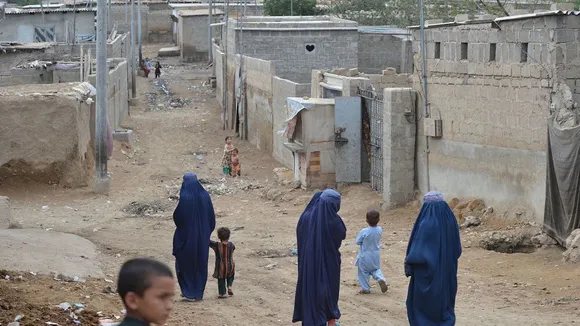 Pakistan deport afghanistan refugees afghans