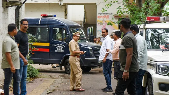 Two doctors of the Sassoon General Hospital being taken into police custody after their arrest for alleged manipulation of blood samples and destruction of evidence in the case of a car accident involving a 17-year-old boy, in Pune, Monday, May 27, 2024