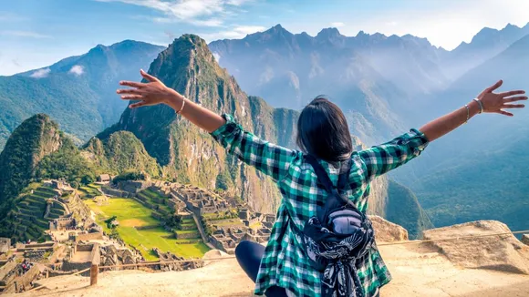 Solo travel, Solo travelling, mountains, fun, happiness