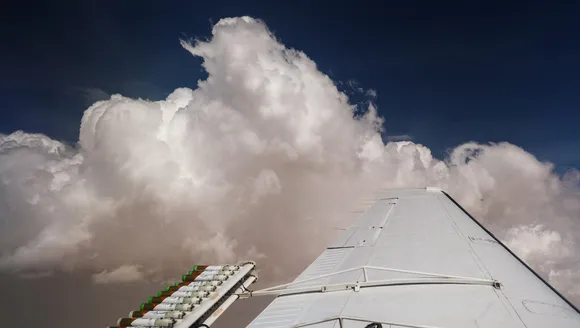 Hygroscopic cloud seeding.jpg