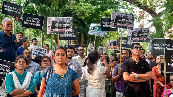 Doctors stage a protest in front of West Bengal Medical Council office over the R G Kar Hospital incident, in Kolkata, Thursday, Sept. 19, 2024.