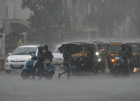 Heavy rain Maharashtra.jpg