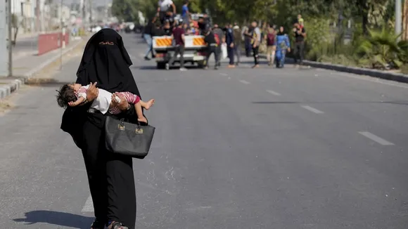 Palestinian woman baby.jpg