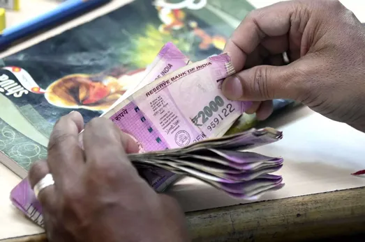 rs-2000-notes-RBI-currency