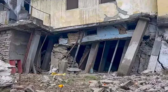 Cracks in Chamoli Karnaprayag Uttarakhand