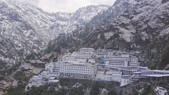 Mata Vaishno Devi Bhavan covered in snow after fresh snowfall, at Katra in Reasi district, Thursday, Feb. 1, 2024