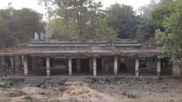 Jal Vihar monument demolition