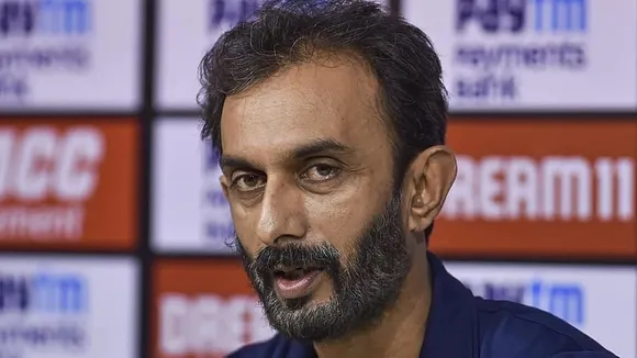 Vikram Rathour on rohit sharma.jpg