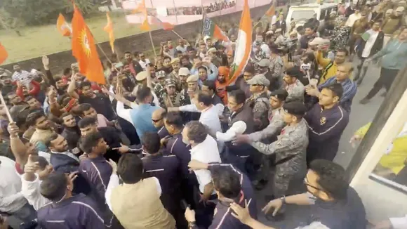 Rahul Gandhi charges at people shouting Jai Sri Ram duringh his Bharat Jodo Nyay Yatra in Assam