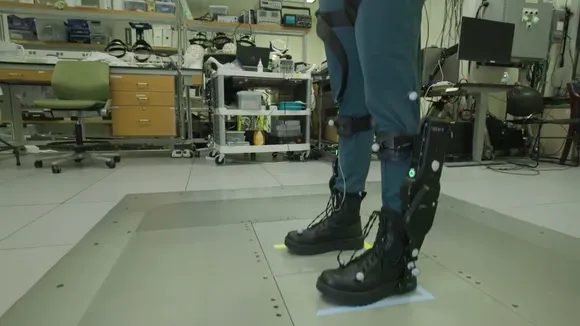 Faster-than-reflexes robo-boots