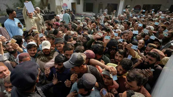 Afghan Journalists Pakistan.jpg