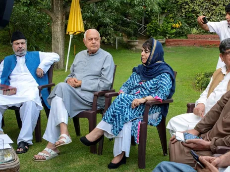 farooq abdullah mehbooba mufti.jpg