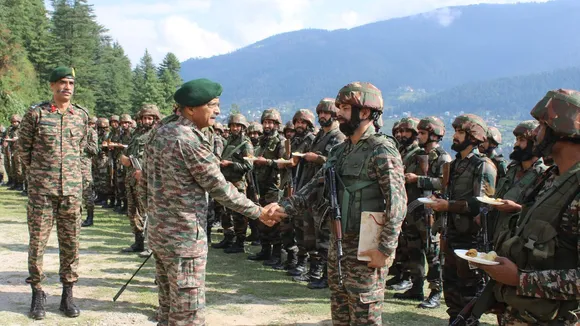 Northern Army Commander Lt Gen M V Suchindra Kumar visits Chenab valley region of Jammu and Kashmir