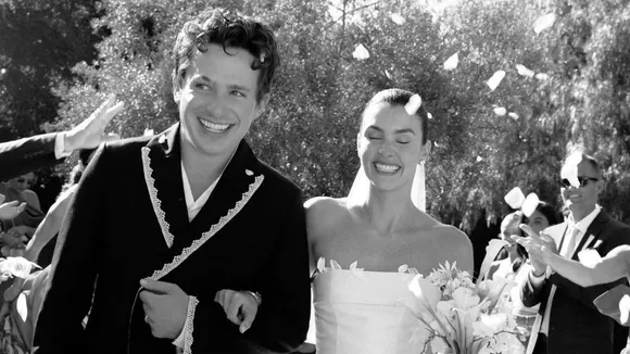 Singer-songwriter Charlie Puth has tied the knot with his girlfriend and PR professional Brooke Sansone