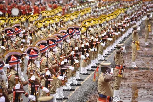 1,082 police personnel given medals for gallantry, good service