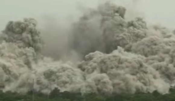 Supertech twin towers in Noida demolished