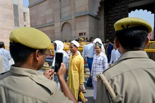 SC refuses to pass interim status quo order on survey of Gyanvapi-Shringar Gauri complex