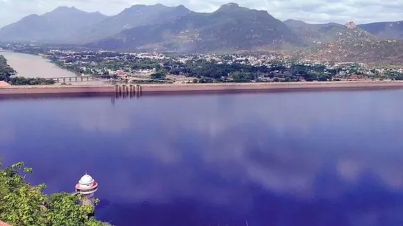 Mettur Dam reaches full capacity of 120 feet