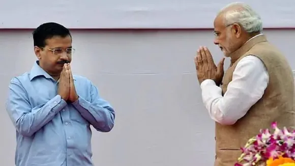 Arvind Kejriwal with Narendra Modi (File photo)