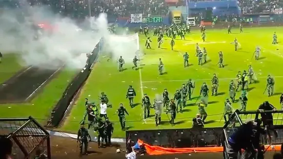 129 killed in Indonesia stampede at a football stadium