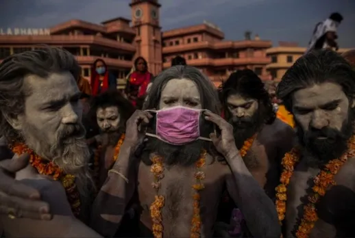 Pulitze Prize winning photograph by Slain photojournalist Danish Siddiqui and his colleagues Adnan Abidi, Sanna Irshad Mattoo and Amit Dave from the Reuters