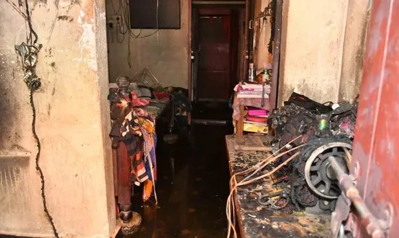 EV battery explodes, killing 1 and injuring 3 in AP