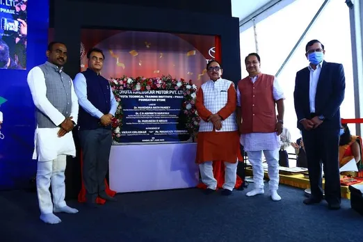 (L-R)- Masakazu Yoshimura, MLA A Manjunath, Karnataka minister C N Ashwath Narayan, Vikram S. Kirloskar and K N Prasad