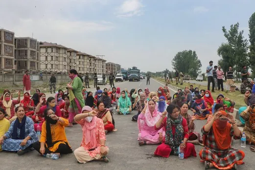 Protests rock Jammu over killing of Kashmiri Pandit schoolteacher in Kashmir