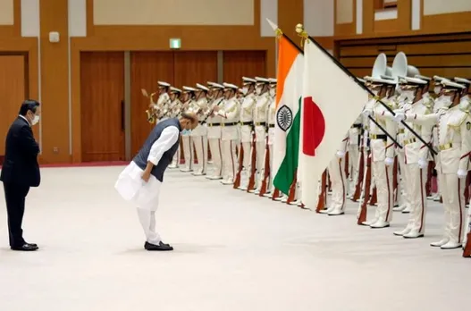 India's defence minister Rajnath Singh and Japan's defence minister Yasukazu Hamada attend an honor guard ceremony, prior to the Japan-India bilateral defence meeting at the Japanese Defence Ministry in Tokyo, Japan
