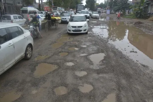 Potholes in Delhi roads