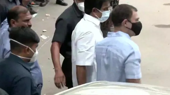 Rahul Gandhi at ED office