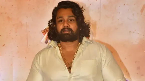DHRUVA_SARJA_STYLE