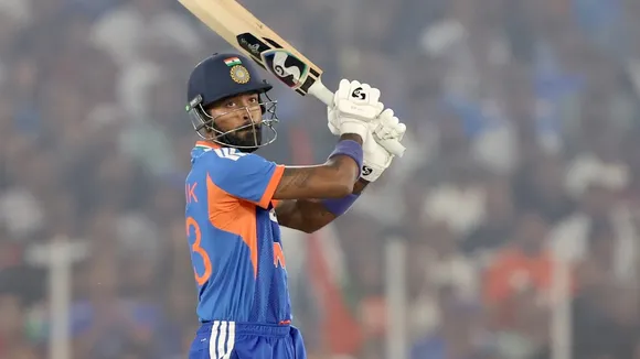 Hardik Pandya (12)