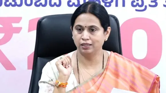 ಗೃಹಲಕ್ಷ್ಮಿ ಹಣ ಕೂಡಿಟ್ಟು ಮಗನಿಗೆ ಬೈಕ್ ಕೊಡಿಸಿದ ತಾಯಿ; ಸಚಿವೆ ಲಕ್ಷ್ಮಿ ಹೆಬ್ಬಾಳ್ಕರ್ ಫುಲ್ ಖುಷ್‌; ಹೇಳಿದ್ದೇನು?