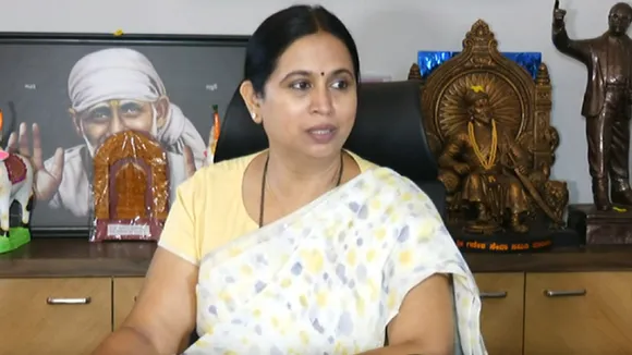 ದುಡ್ಡು ಕೊಟ್ರೆ ಮಾತ್ರ ಗೃಹಲಕ್ಷ್ಮಿ ಅರ್ಜಿ ಅಪ್ಲೈ; ಸಚಿವೆ ಲಕ್ಷ್ಮೀ ಹೆಬ್ಬಾಳ್ಕರ್‌ ನೋಡಲೇ ಬೇಕಾದ ಸ್ಟೋರಿ ಇದು