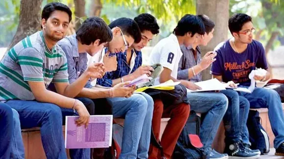 PUC ರಿಸಲ್ಟ್​ ಔಟ್.. ದ್ವಿತೀಯ ಪಿಯುಸಿ ಪರೀಕ್ಷೆ- 3ರಲ್ಲೂ ಬಾಲಕಿಯರೇ ಮೇಲುಗೈ