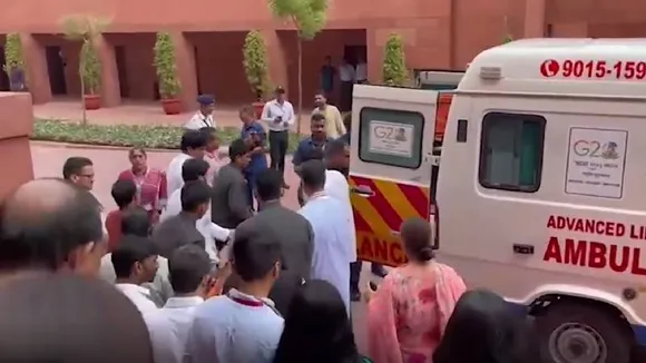 ರಾಜ್ಯಸಭಾದೊಳಗೆ​​ ಪ್ರಜ್ಞೆ ತಪ್ಪಿ ಬಿದ್ದ ಕಾಂಗ್ರೆಸ್​ ಸಂಸದೆ; ಆಸ್ಪತ್ರೆಗೆ ದಾಖಲು