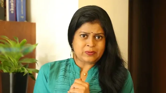 ಮೆಟ್ರೋದಲ್ಲಿ ತಮ್ಮ ಧ್ವನಿಯ ಬಗ್ಗೆ ಇತ್ತು ಕುತೂಹಲ.. ಅದಕ್ಕಾಗಿ ಅಪರ್ಣಾ ಏನ್ಮಾಡಿದ್ದರು ಗೊತ್ತಾ?