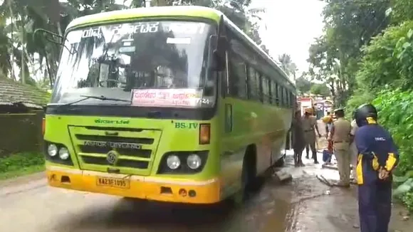 ಚಲಿಸುತ್ತಿದ್ದ ಸರ್ಕಾರಿ ಬಸ್​ನಲ್ಲಿ ಕಾಣಿಸಿಕೊಂಡ ಬೆಂಕಿ; ಟಯರ್ ಸ್ಫೋಟ, ಮುಂದೇನಾಯ್ತು?