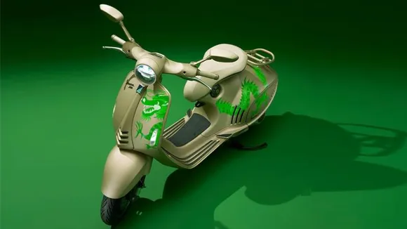 ಭಾರತದ ರಸ್ತೆಗಿಳಿದ ಹೊಸ ವೆಸ್ಪಾ 946 ಡ್ರ್ಯಾಗನ್ ಸ್ಕೂಟರ್! ಇದರ ಬೆಲೆಗೆ ಕಾರು ಖರೀದಿಸಬಹುದು ಕಣ್ರಿ!