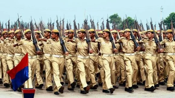 ಕಾನ್​​ಸ್ಟೆಬಲ್ ಹುದ್ದೆಗಳಿಗೆ ಕಾಲ್​ಫಾರ್ಮ್​.. PUC ಪಾಸ್ ಆದವರಿಗೆ ಗುಡ್​ನ್ಯೂಸ್​